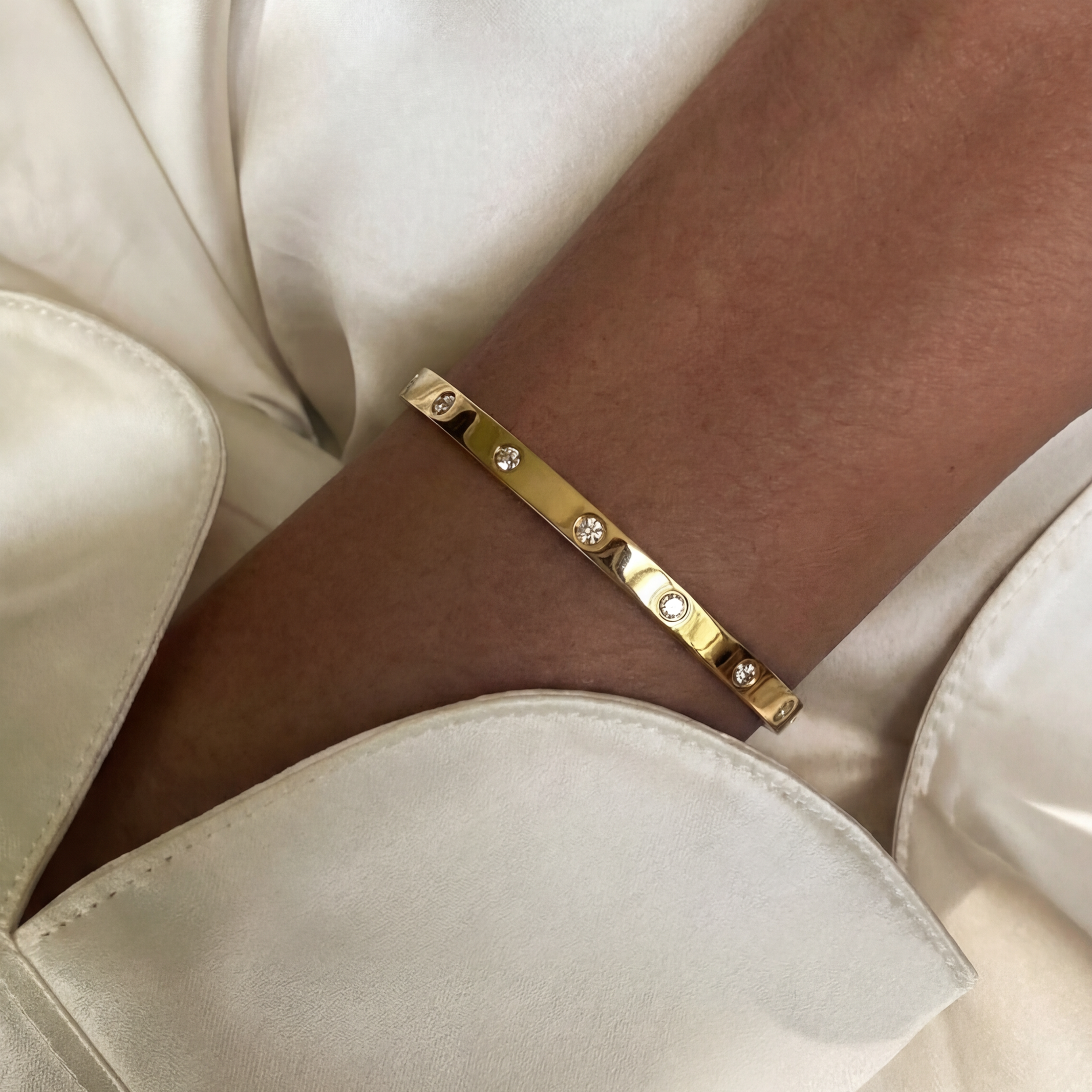 Klassisches Kristall Punkt Armband vergoldet
