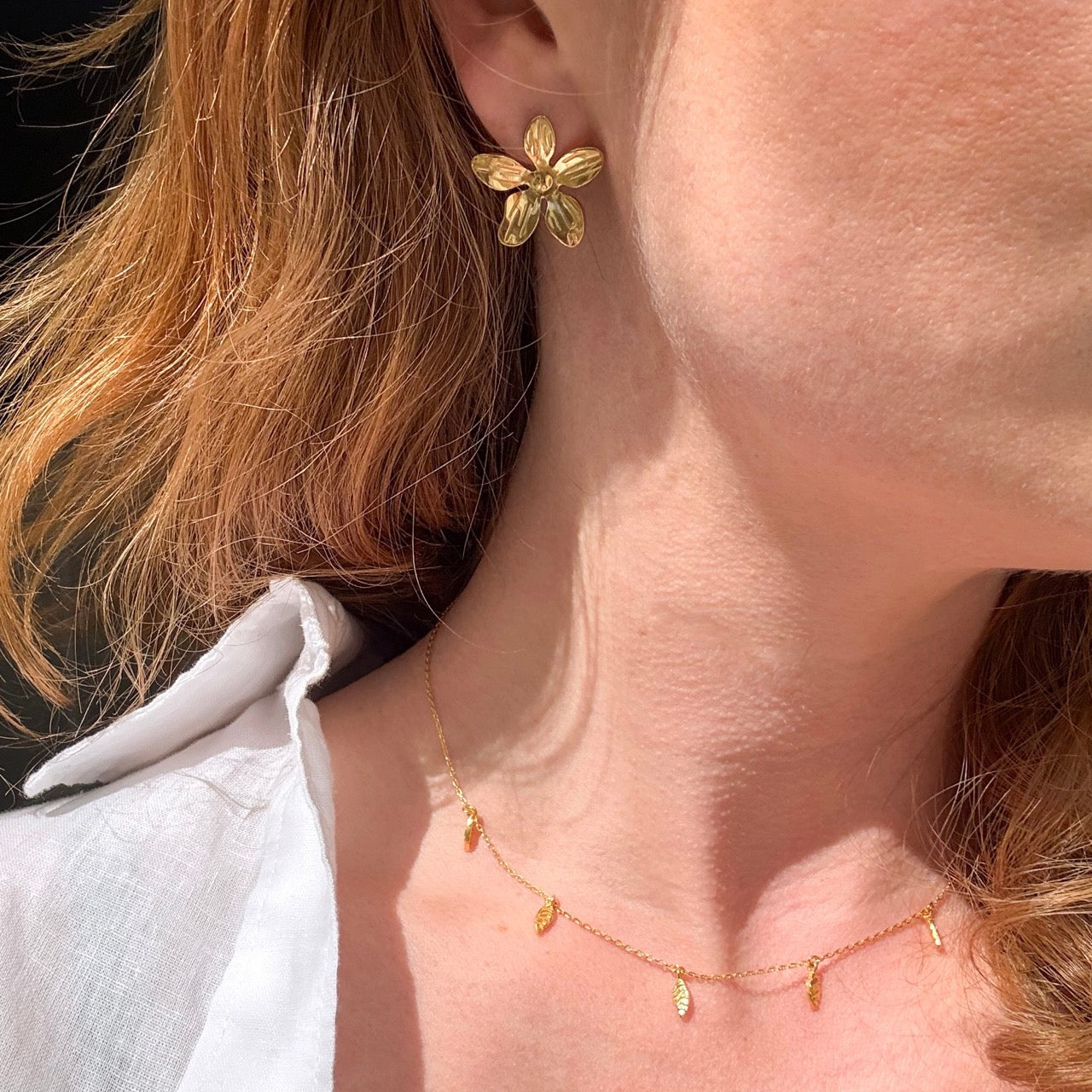 Blumen-Stecker vergoldet