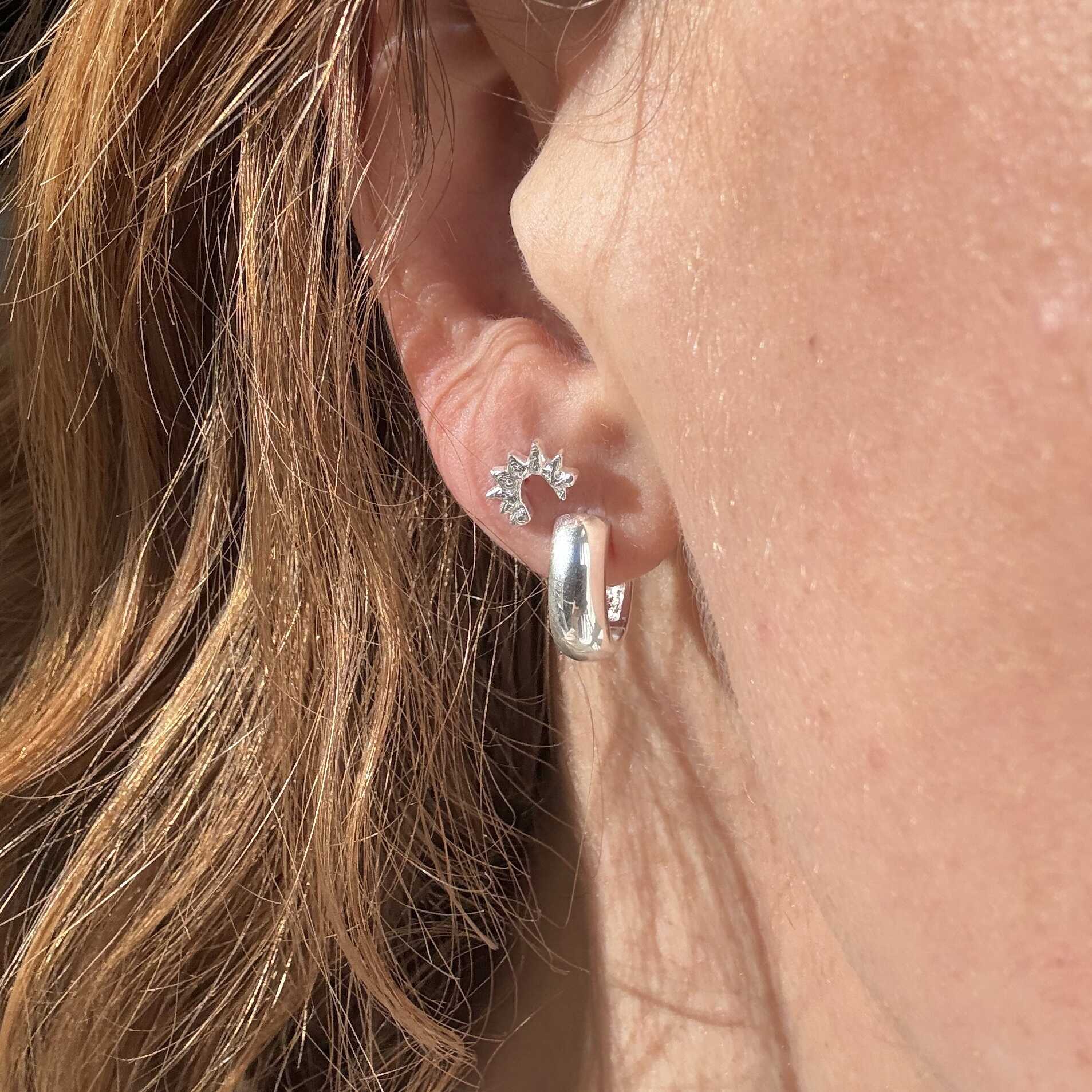 Halbe Sonne Stecker Silber