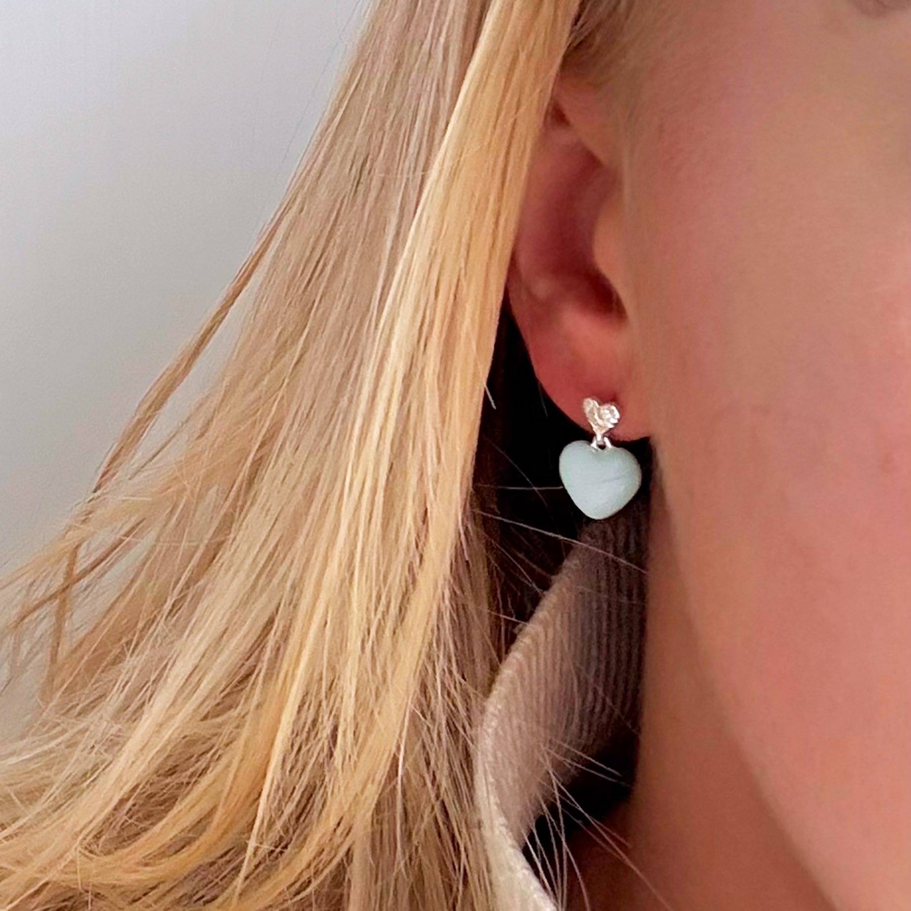 Blaues Herz-Stecker versilbert