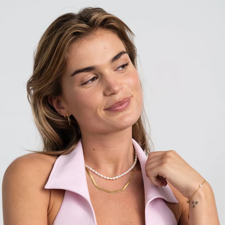 Günstige Halsketten in femininen und markanten Styles