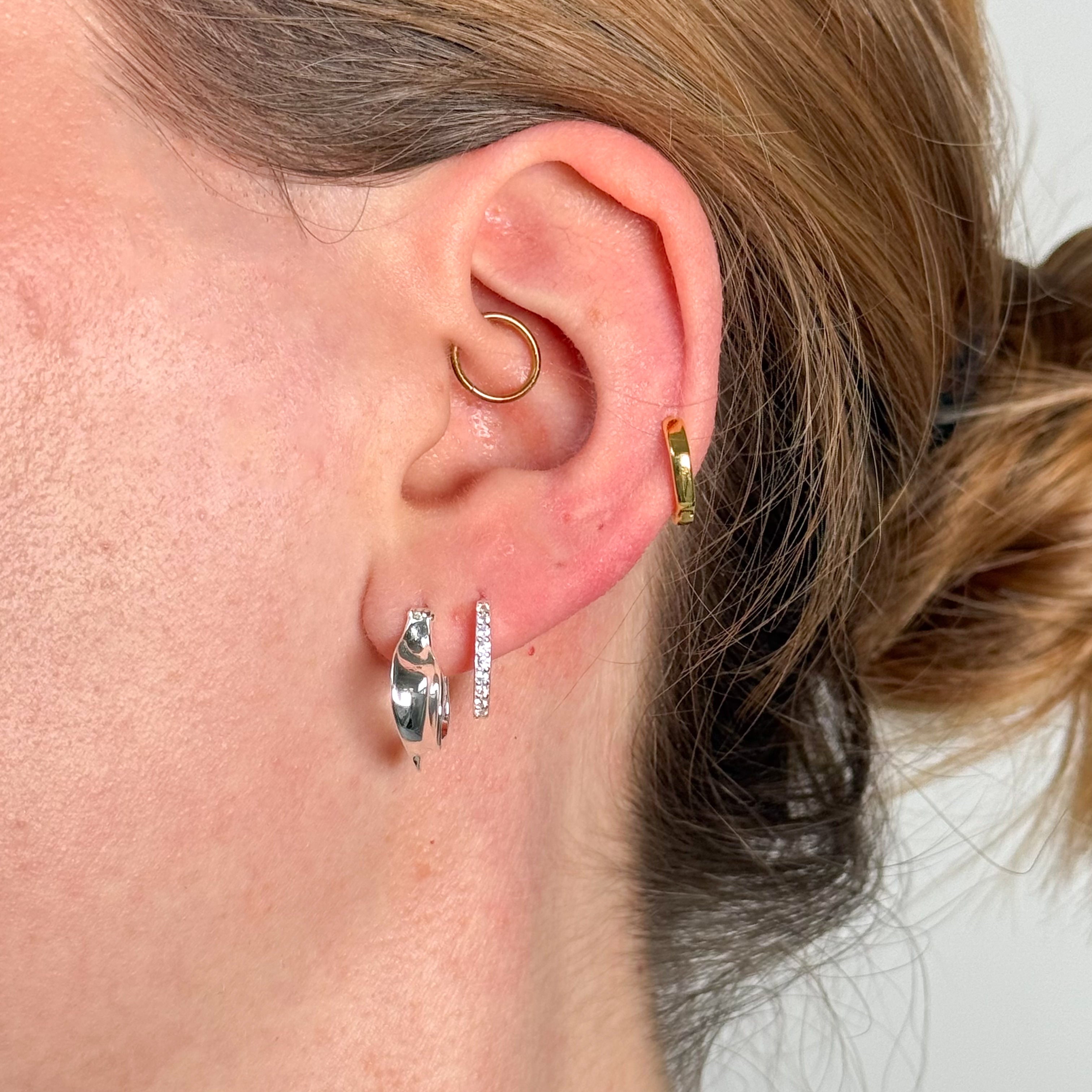 Wave Creolen mit französischem Verschluss Silber