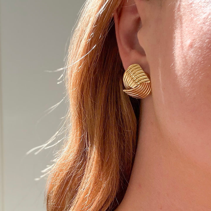 Ohrringe in Goldoptik für Damen in vielen Designs