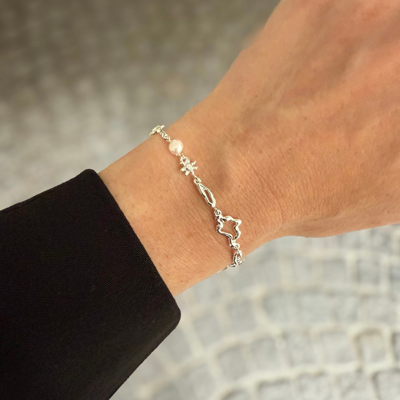 Solis Perlenarmband versilbert