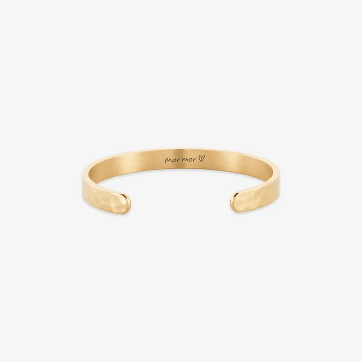Gestalte dein persönliches Armband mit Gravur